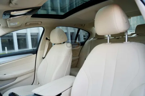 BMW 520i 2020 – photo 9