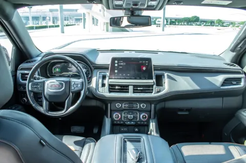 GMC Yukon AT4 2022 – photo 11