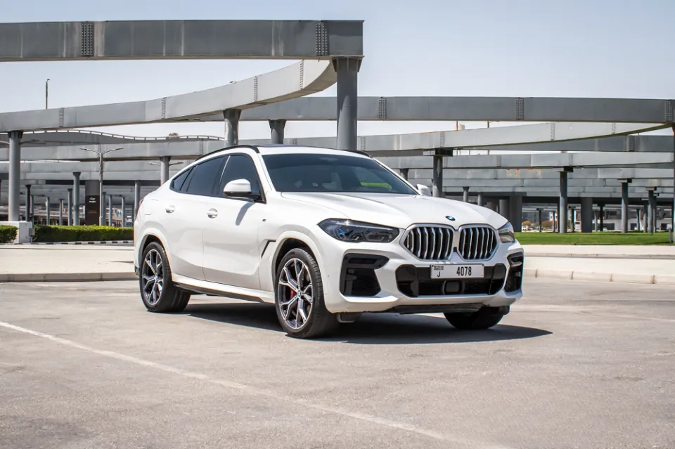 Renting a Car at Dubai Airport (DXB): Delivery and Pick-Up